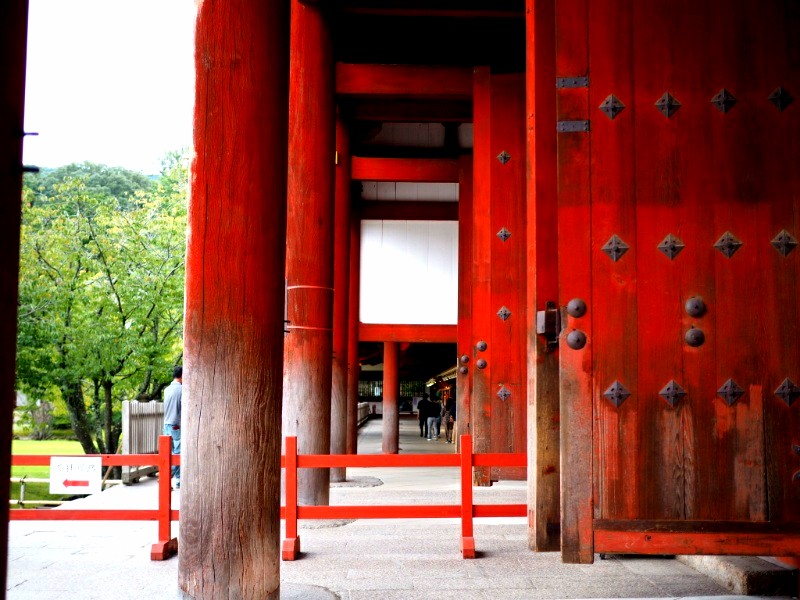 東大寺赤色の柱