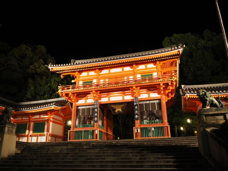 八坂神社ライトアップ