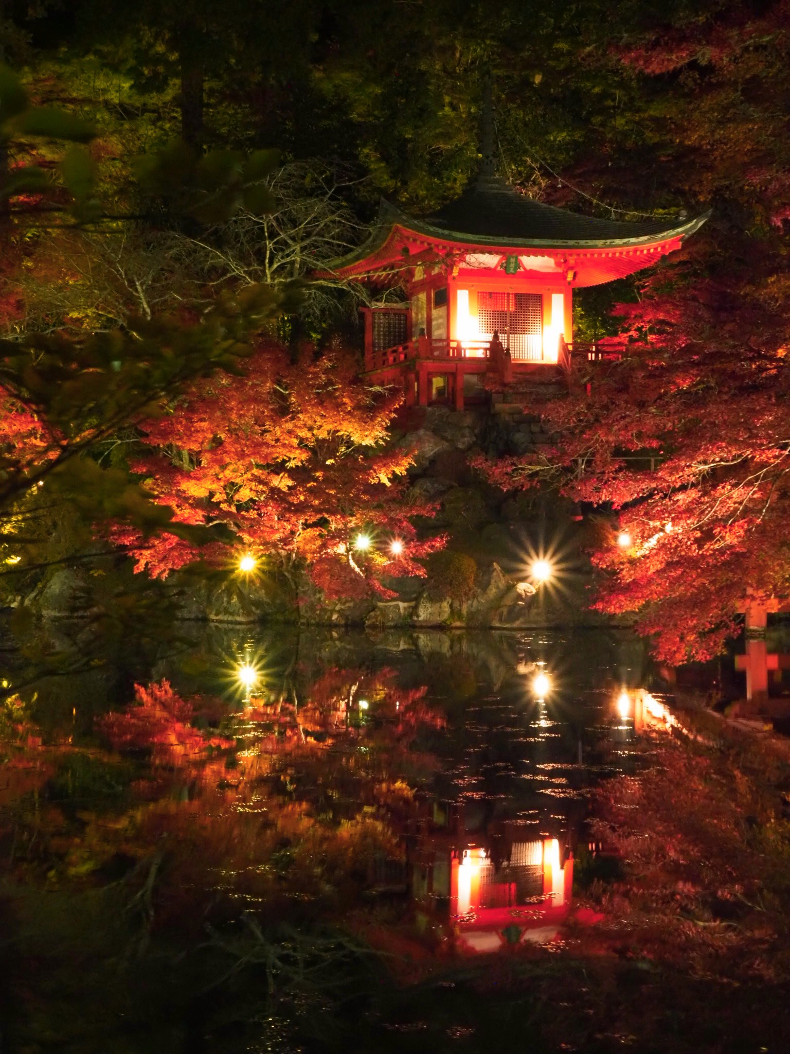 醍醐寺ライトアップ2025年は予約なしで拝観できる|インスタ映えスポット混雑を避けるには?